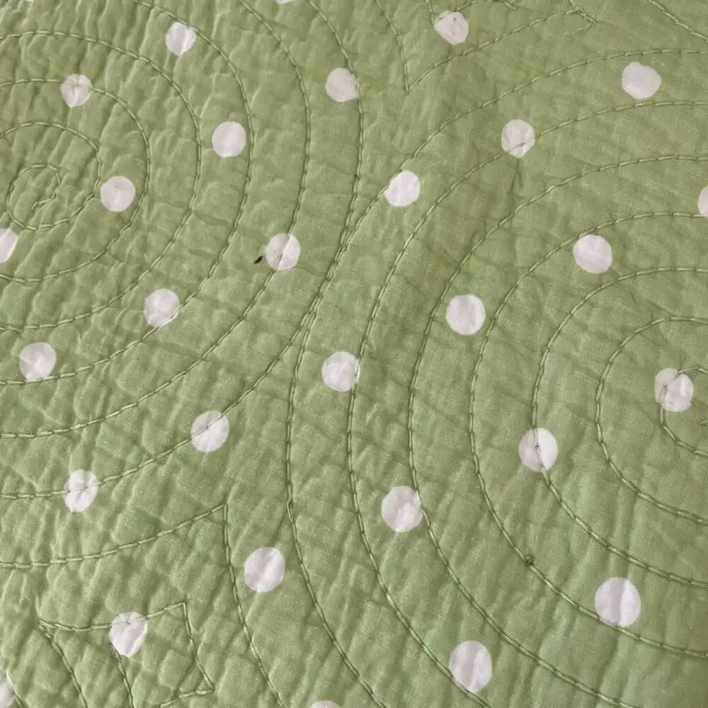 Mint Green Polka Dot Full Size Quilt Coverlet Spiral Stitching